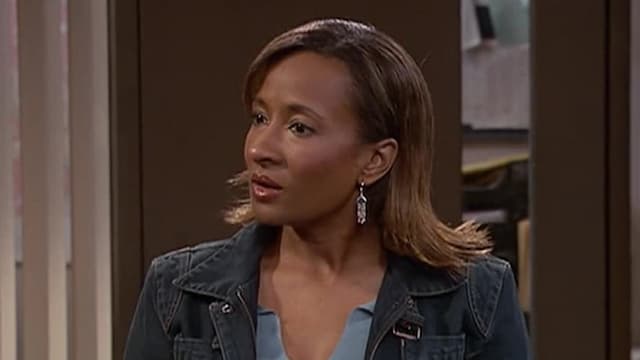 S02:E11 - The Plane Trip