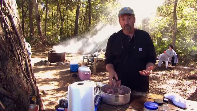 S01:E03 - Apalachicola Squirrel Opener