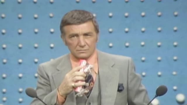 Watch Family Feud - Free TV Shows | Tubi