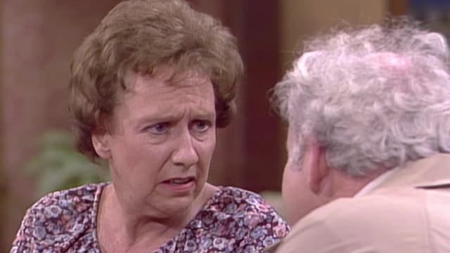 S09:E04 - What'll We Do With Stephanie