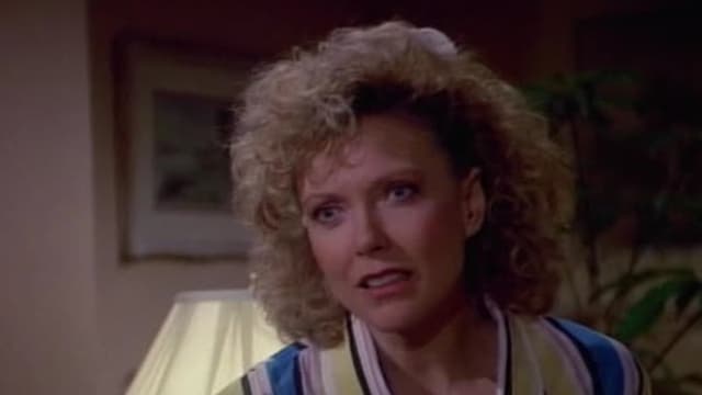 S09:E18 - Dark Streets