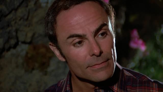 S02:E19 - Pentagram / Casting Director / A Little Ball