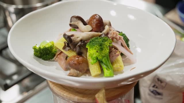 S15:E15 - Episode 15