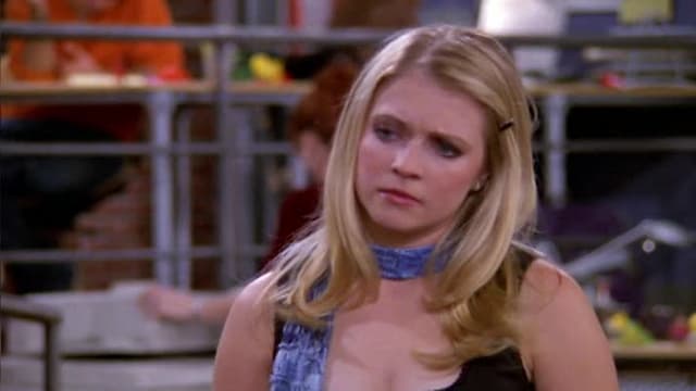 S07:E09 - The Lyin, the Witch, and the Wardrobe