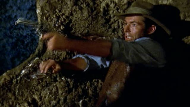 T02:C06 - S02:E06 - Skin Deep