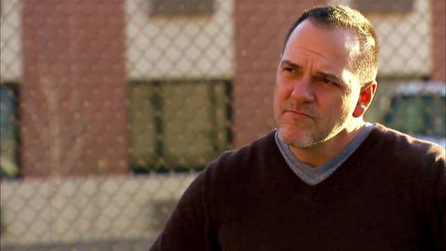 S01:E13 - A Bohemian Master Bedroom