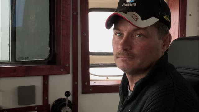 S02:E01 - Ice Breaker