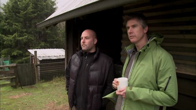 S01:E05 - Chicken Dispatching and Abalone Diving