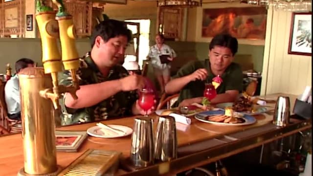 S06:E13 - Tiki Party