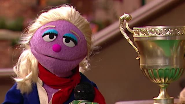 T38:C17 - S38:E17 - Slimey Competes for the Worm Cup