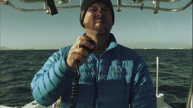 S01:E08 - Bay of the Giants