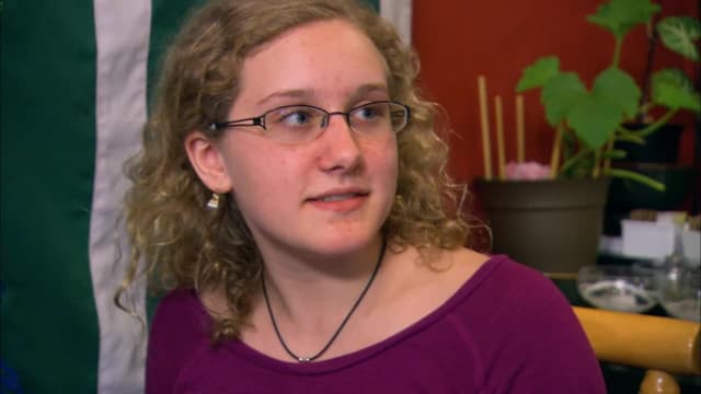 S02:E10 - Tess, Tibetan Kitchen Cafe, Highlevel Diner