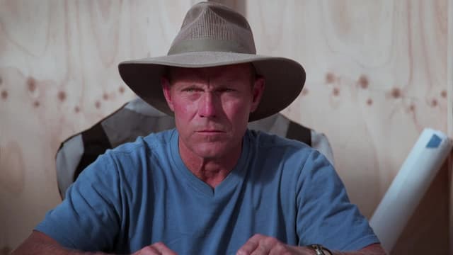 S02:E03 - The Belly of the Red Beast