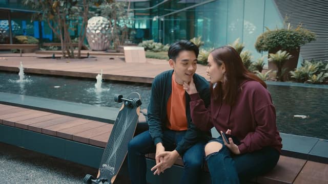 S01:E01 - No Distractions