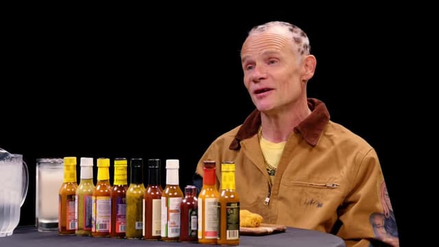 S22:E06 - Flea Is Red Hot While Eating Spicy Wings