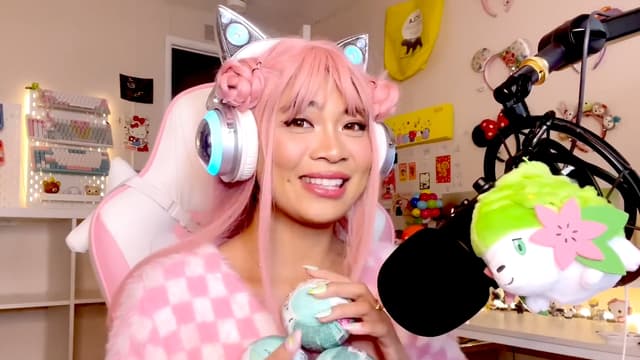 S01:E01 - SugarStar Making Mini Food: MiniVerse Cafe Donuts, Boba, Drinks, and More