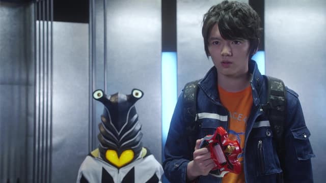 S01:E01 - Welcome to the Secret Base