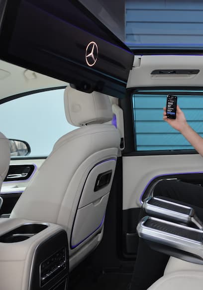 Affiche de S01:E02 - Mercedes VLE: A New Benchmark for Luxury Vans?