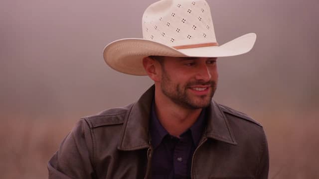 S03:E01 - DTF? Down to Farm?