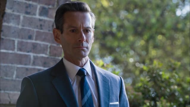 S03:E09 - The Mourners' Kadish