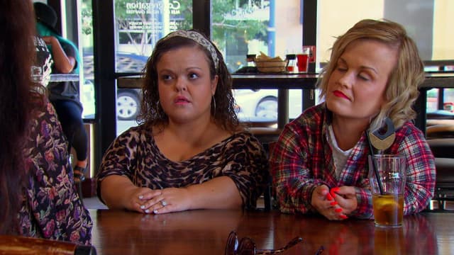 S04:E02 - Beauty Brawl