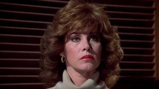 S04:E12 - Emily, by Hart