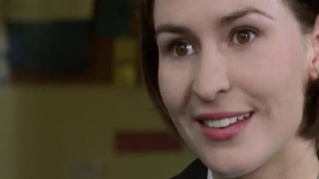 S01:E04 - A Last Embrace: Part 1