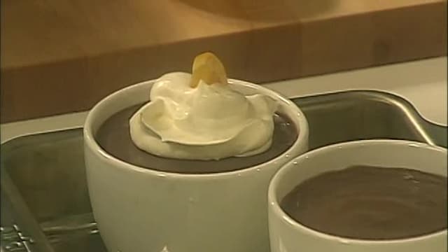 S01:E01 - Milk Chocolate