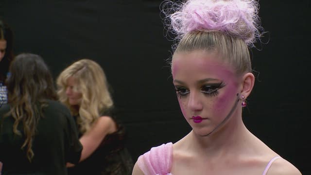 S04:E23 - Kiss or Get Off the Pot