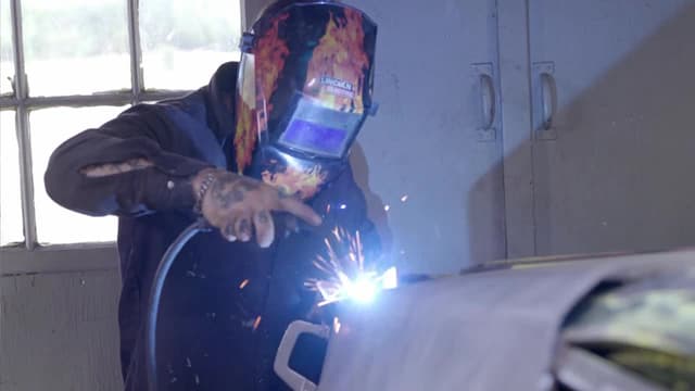 S02:E05 - Chad vs. Pinto