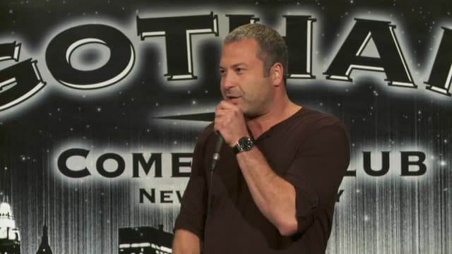 S02:E01 - The Cast of "Sullivan & Son"