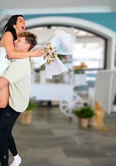S01:E07 - Britt Surprises Fiancée at Bridal Shower poster