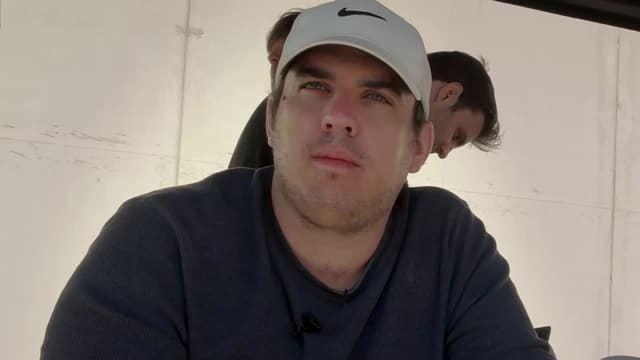 S01:E03 - Truck Flipper v Bus Puncher