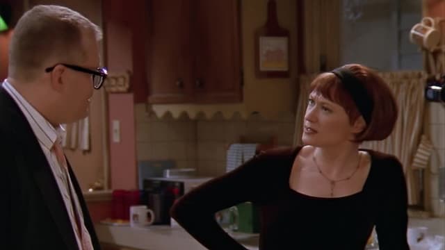 S02:E16 - Check Out Drew's Old Flame