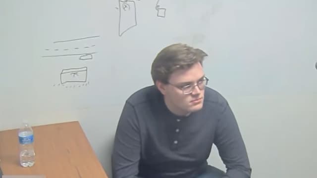 S01:E20 - Young Woman Vanishes