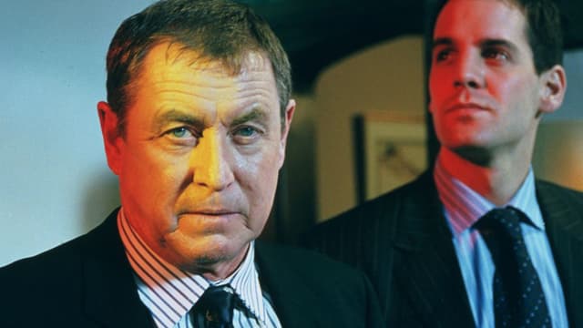 S07:E01 - The Green Man