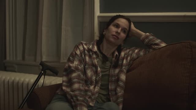 S01:E06 - Nice Magic Mirror on the Wall, Chuck