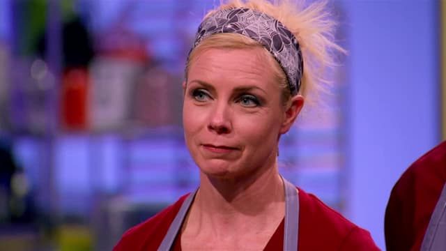 S05:E04 - Undead Dinner Party