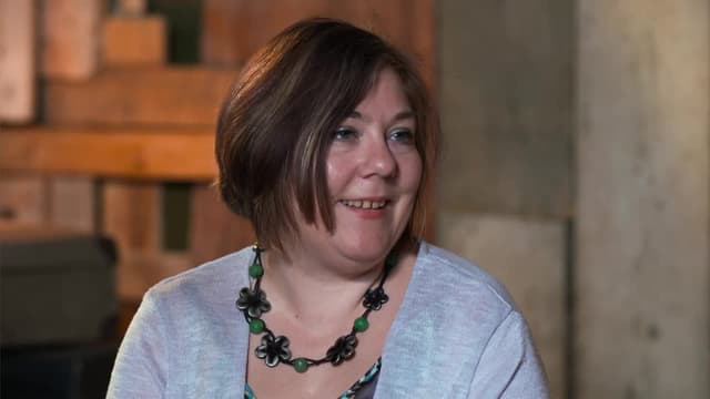 S02:E14 - A Steady Hand