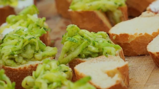 S01:E02 - 4th of July