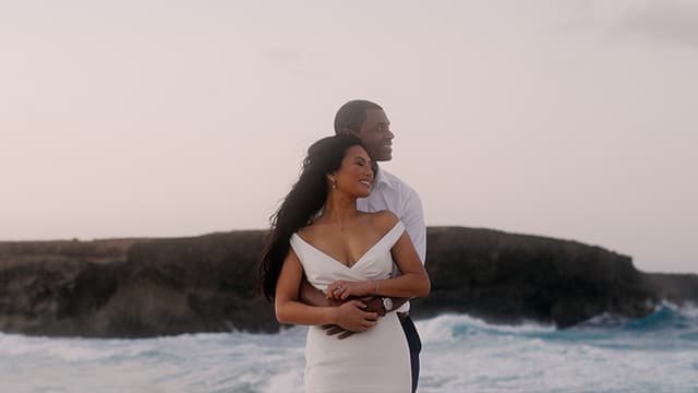 S01:E03 - Waves of Love