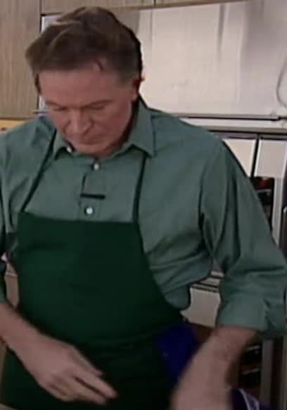 S01:E11 - Jeremiah Tower poster