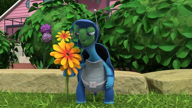 S01:E09 - Chew Chew Challenge / Ice Cream Shuttle