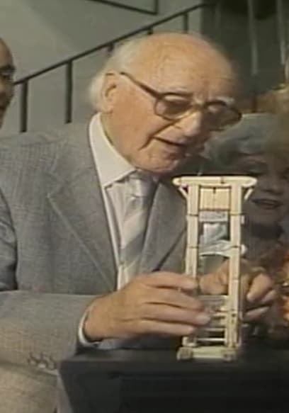 S01:E06 - Chillers: S1 E6 - Old Folks at Home poster
