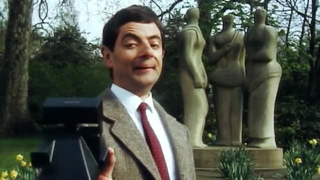 S01:E04 - Mr. Bean Goes to Town