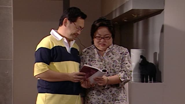 S07:E02 - The Hug