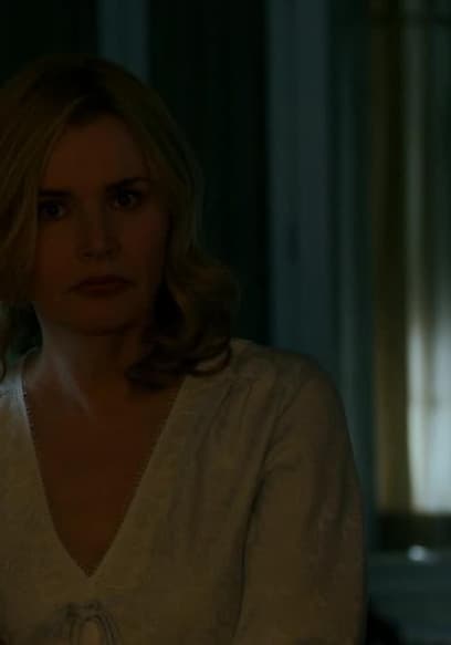 S01:E10 - Chapter Ten: Three Rooms poster