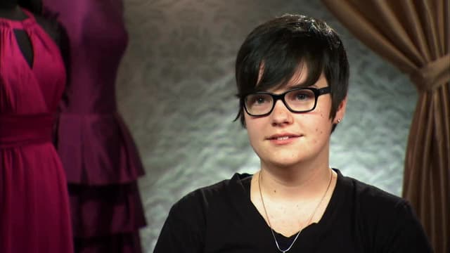 S02:E18 - Say Yes to the Short Dress