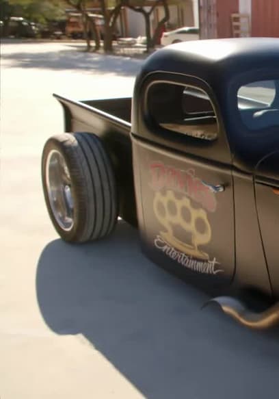 S06:E01 - Bel Air Big Block poster