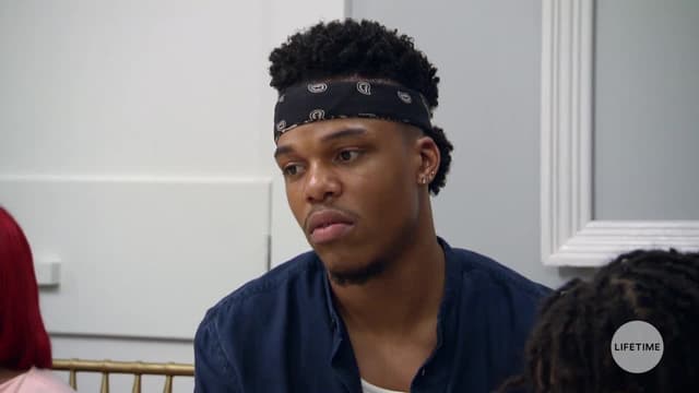 S03:E14 - Not So Little Surprises